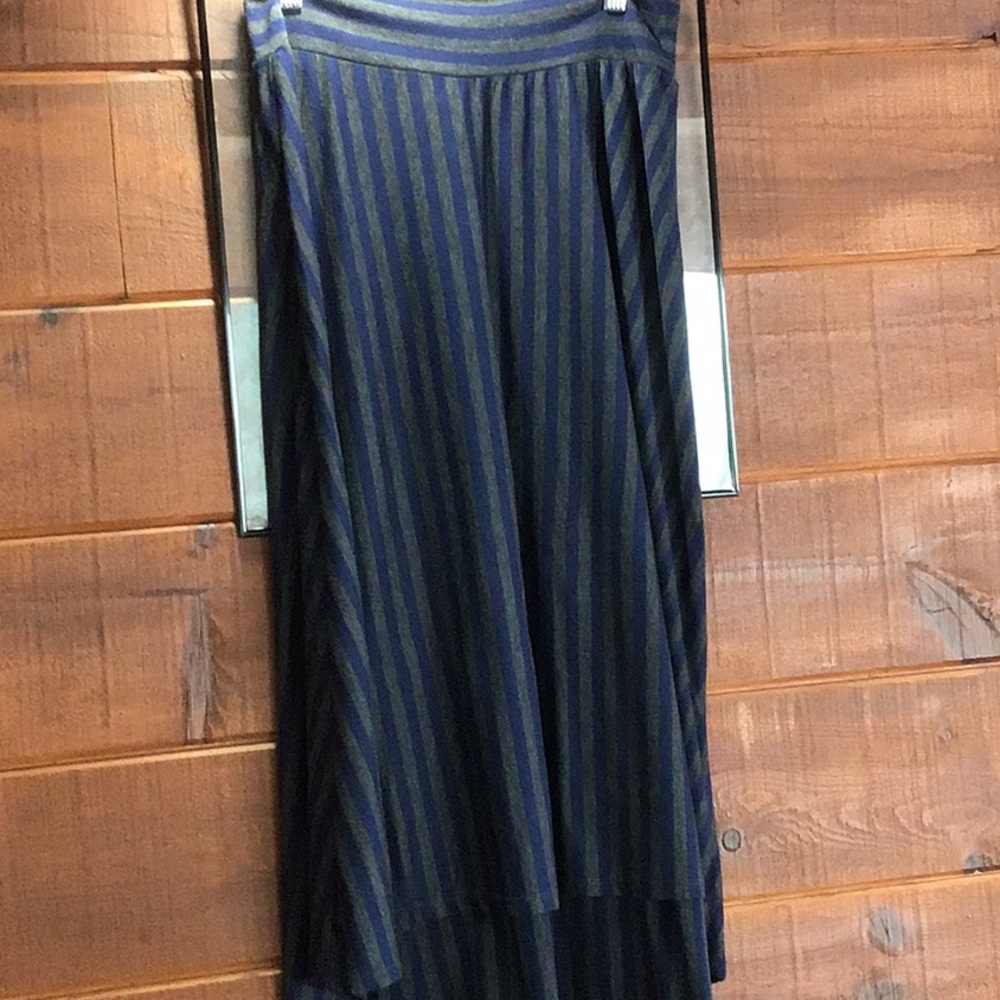 High/low skirt M